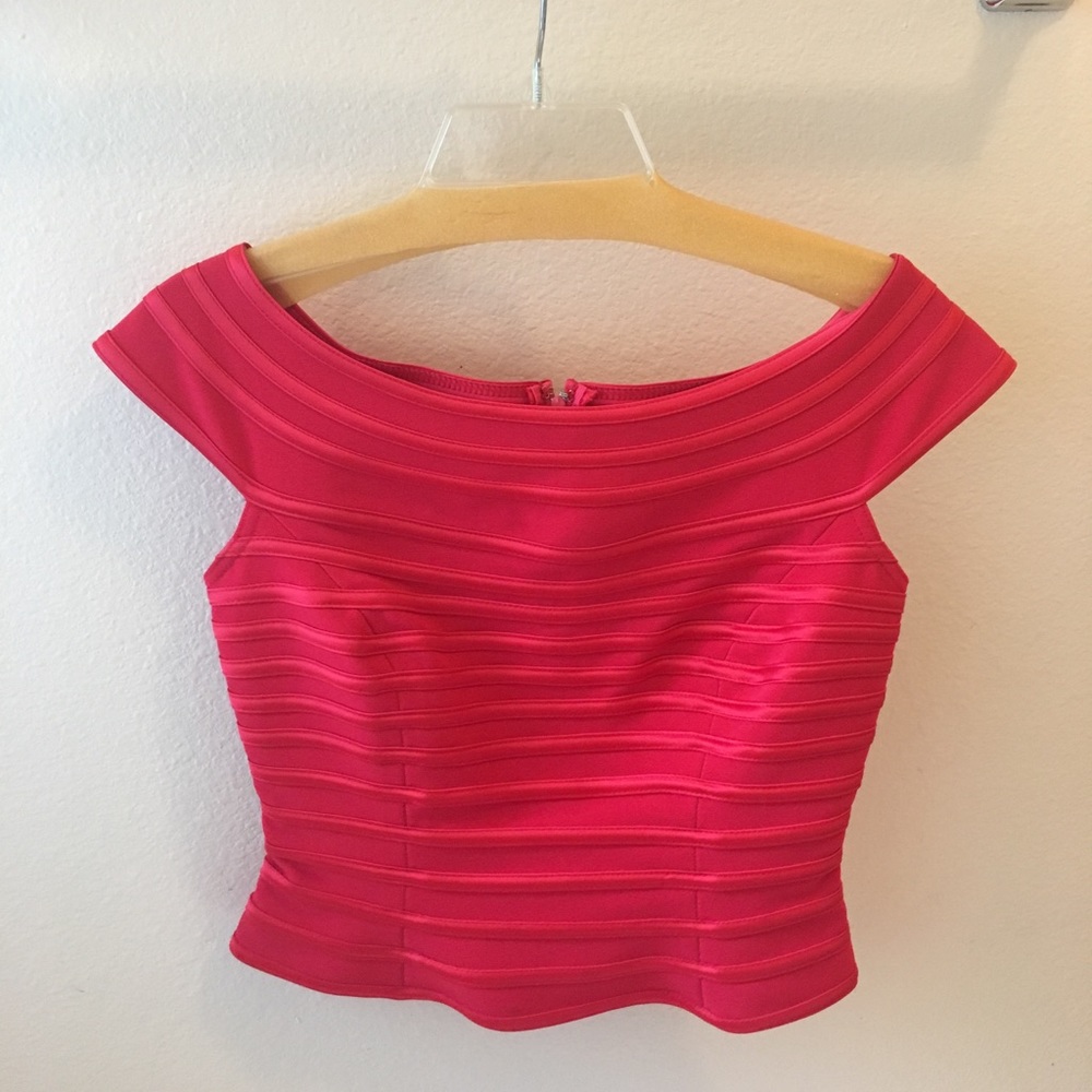 Hot Red Top❗️